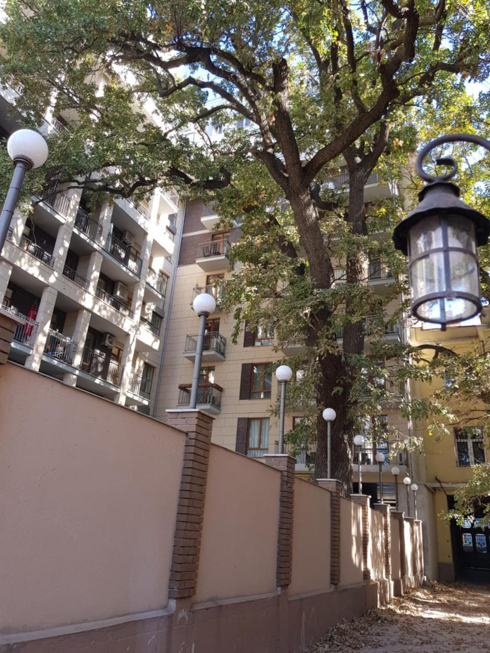 Hostel Uyutniy Dvorik オデッサ エクステリア 写真